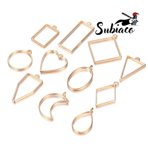 Bisile de joyeria (d).