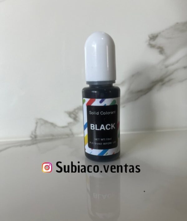 Solido negro
